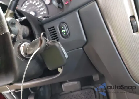 2004 Ford Explorer Nbx/Xlt z USA, uszkodzony, nr VIN 1FMDU73W54ZB41481